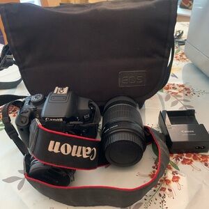 Cannon EOS 700D Camera